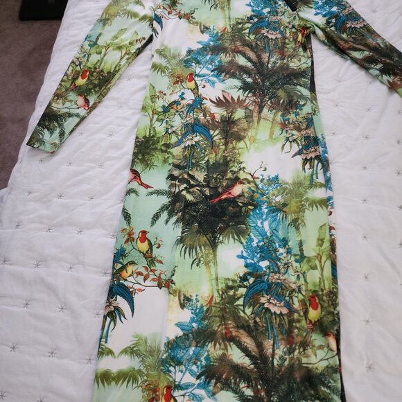 dresses size small - Picture 3 of 4